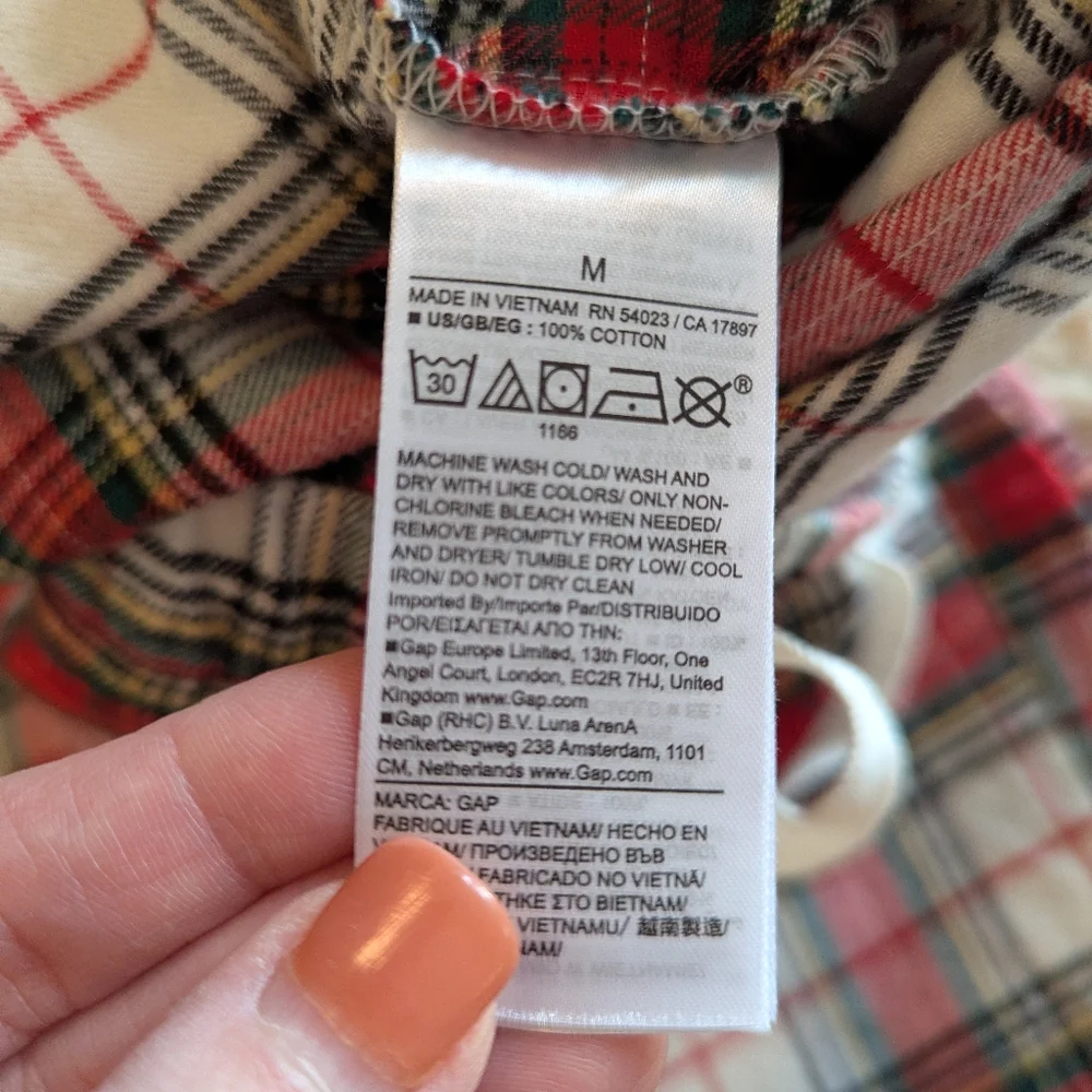 🌲GAP🌲 WOMEN'S WHITE RED TARTAN PLAID FLANNEL RELAXED PJ SET MEDIUM WORN ONCE! - Picture 4 of 12